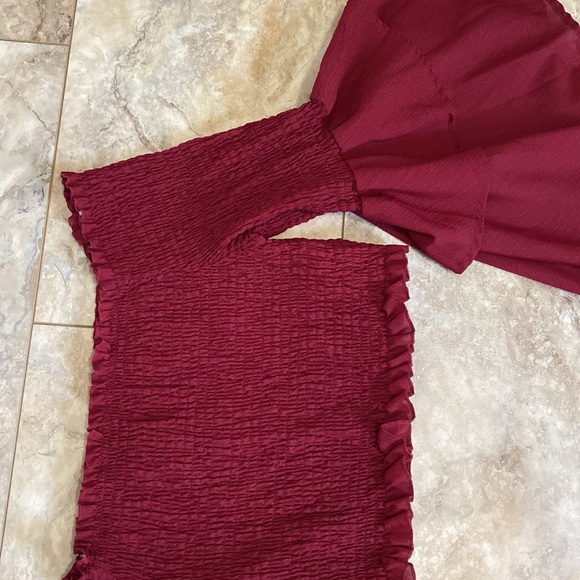 Plus Size Crop Top - Picture 4 of 4